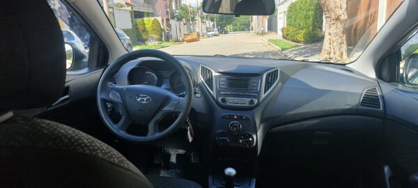 HYUNDAI HB20 - Image 2