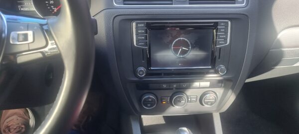 VW JETTA - Image 10