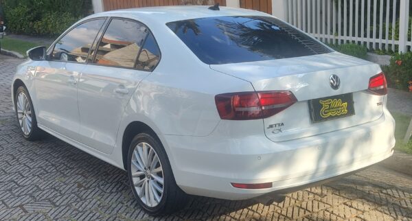 VW JETTA - Image 5